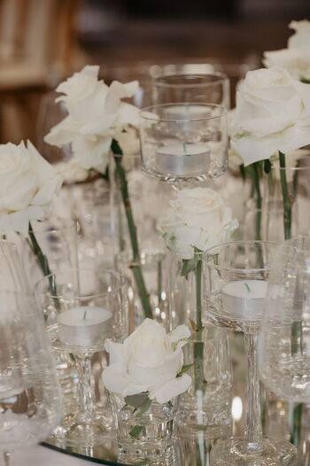 Moderne Hochzeitsraum Gestaltung im Minimalistisch Kristall Stil