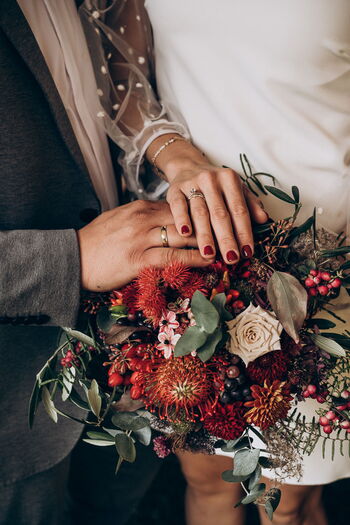 Elegante Boho Gartenhochzeit mit liebevollen Dekodetails im Raum Siegen Freudenberg
