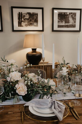 Tischdekoration Hochzeit im warmen Toskana Look