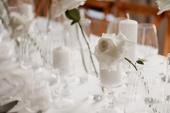 Moderne Hochzeitsraum Gestaltung im Minimalistisch Kristall Stil für Frankfurt am Main