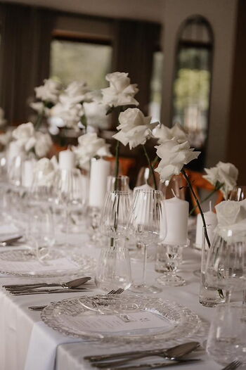 Stilvolle Raumdekoration mit Glas und Licht im Minimalistisch Kristall Stil in Lorch am Rhein